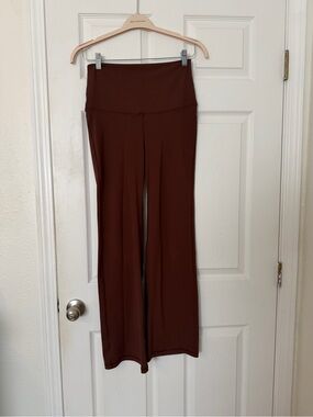 Ingrid & Isabel Wide-Leg Maternity Pants in Rich Brown
